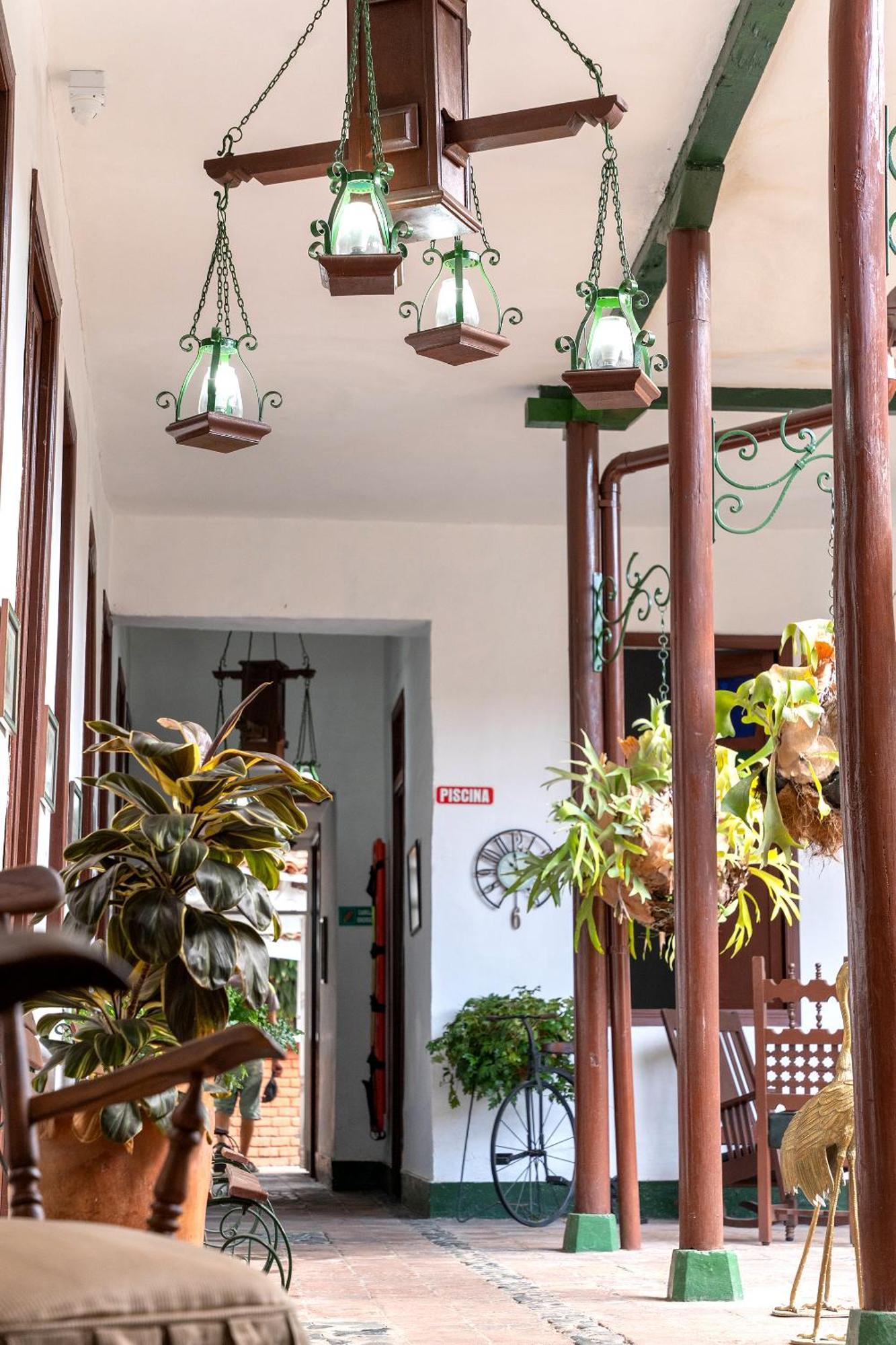 Hotel Casa Antigua Buga Luaran gambar